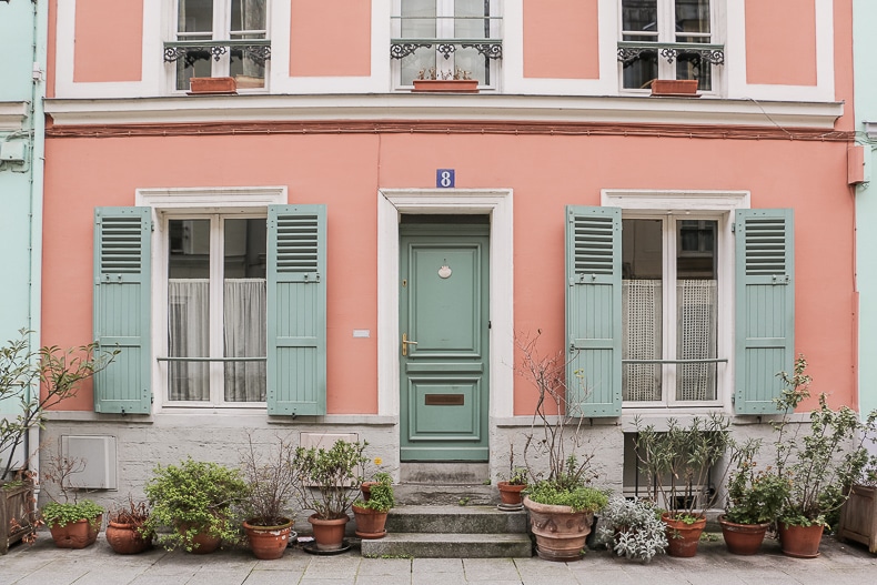 Paris Rue Crémieux